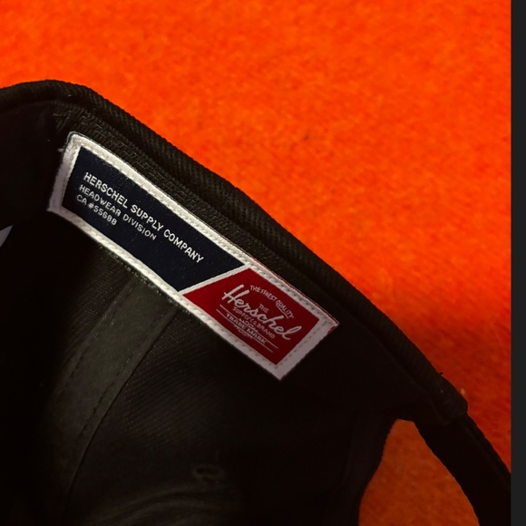 Herschel black Sylas 100% cotton baseball cap hat NWT - Picture 6 of 8